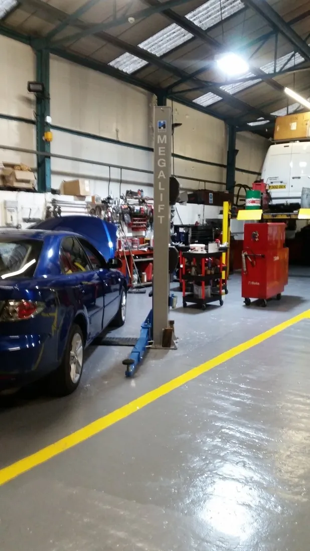 Vehicle inspection area inside the workshop